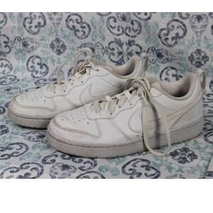 Nike Court Borough Low 2 (GS) White Sneakers Youth Size‎ 4.5Y School Shoes